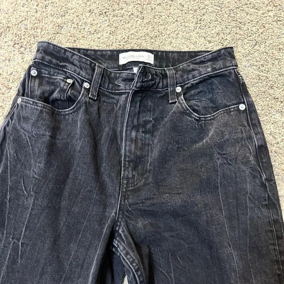 Abercrombie & Fitch Black High Rise Mom Curve Love Jeans Womens 27 4R Distressed - Picture 5 of 12